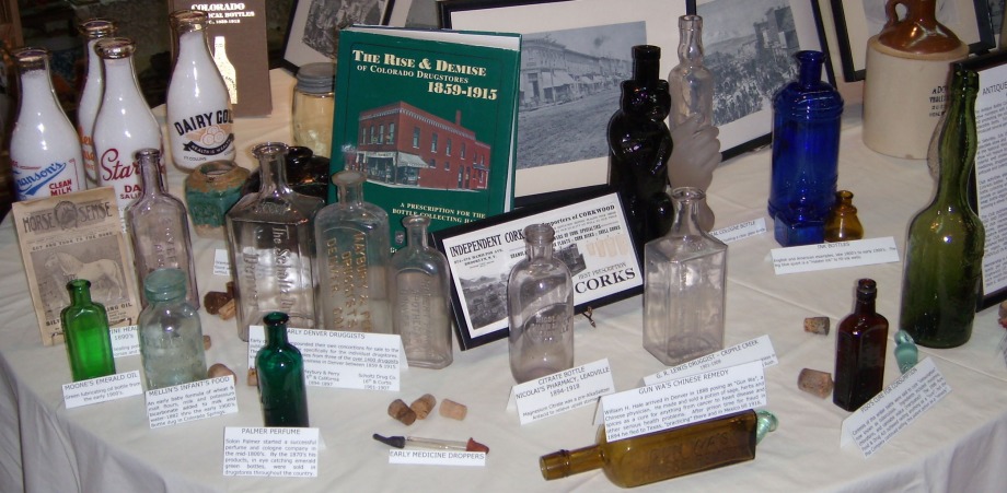 Findlay Bottle Show - Findlay Bottle Club - Ohio - Antique Bottles